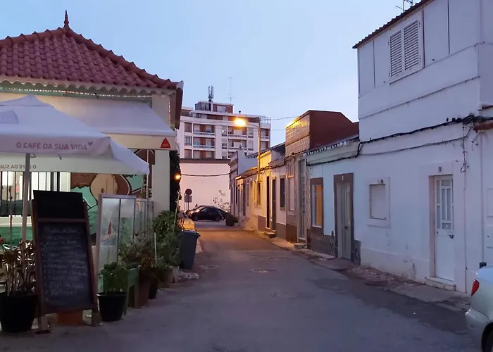 Casa Flor De Sal - Moradia No Centro De Faro!